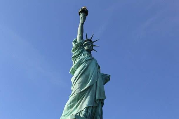 美国的崛起：从蛮荒到帝国