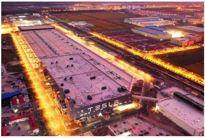 指望一场疫情压垮美国？快别一厢情愿了